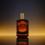 Élisire Aliksir, flacon dans une ambiance ambrée